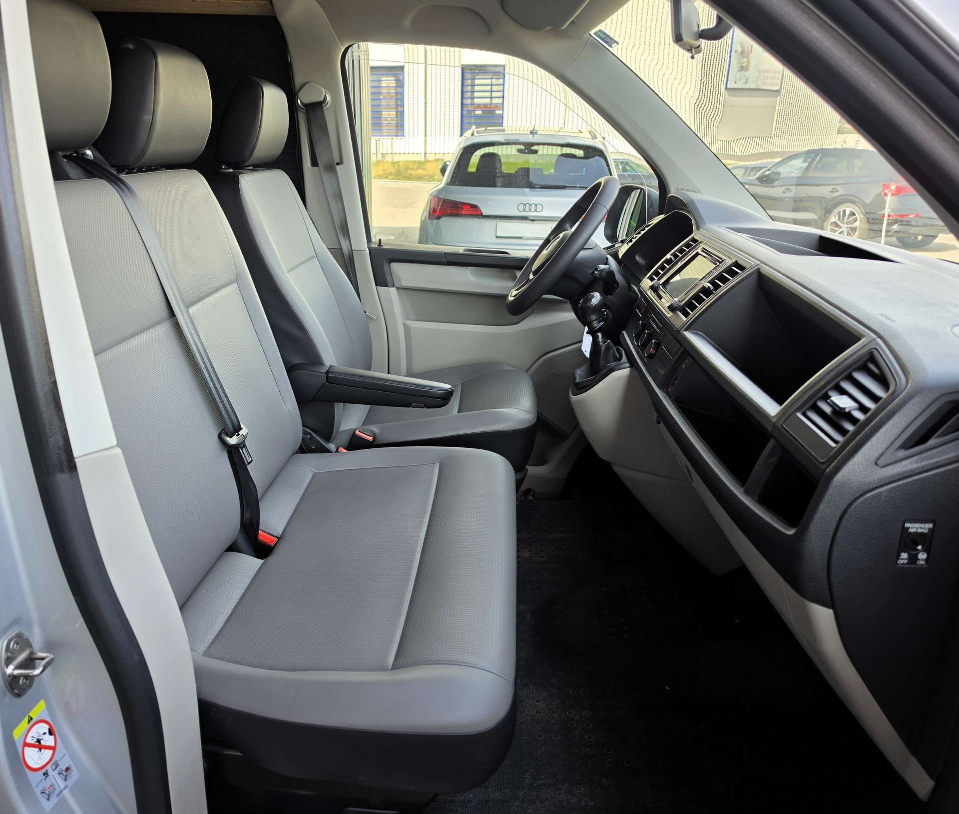 VW T6 2.0 TDI-image-3