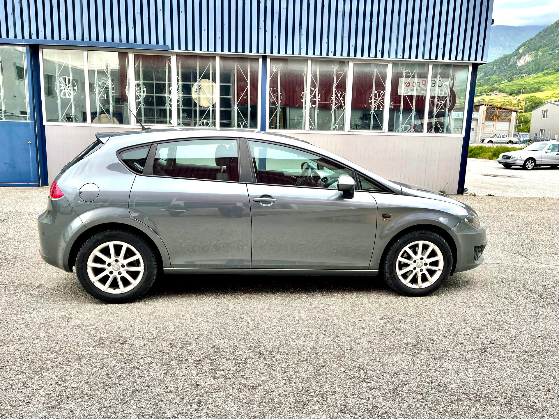 SEAT Leon 1.8 TSI Style DSG-image-7