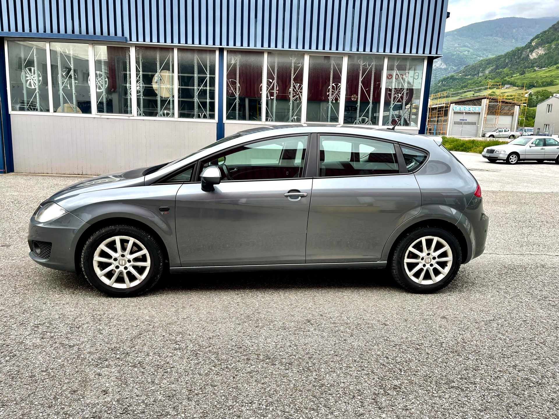 SEAT Leon 1.8 TSI Style DSG-image-11