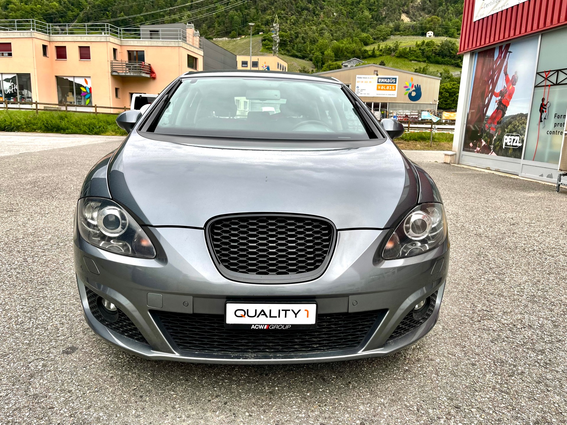 SEAT Leon 1.8 TSI Style DSG-image-12