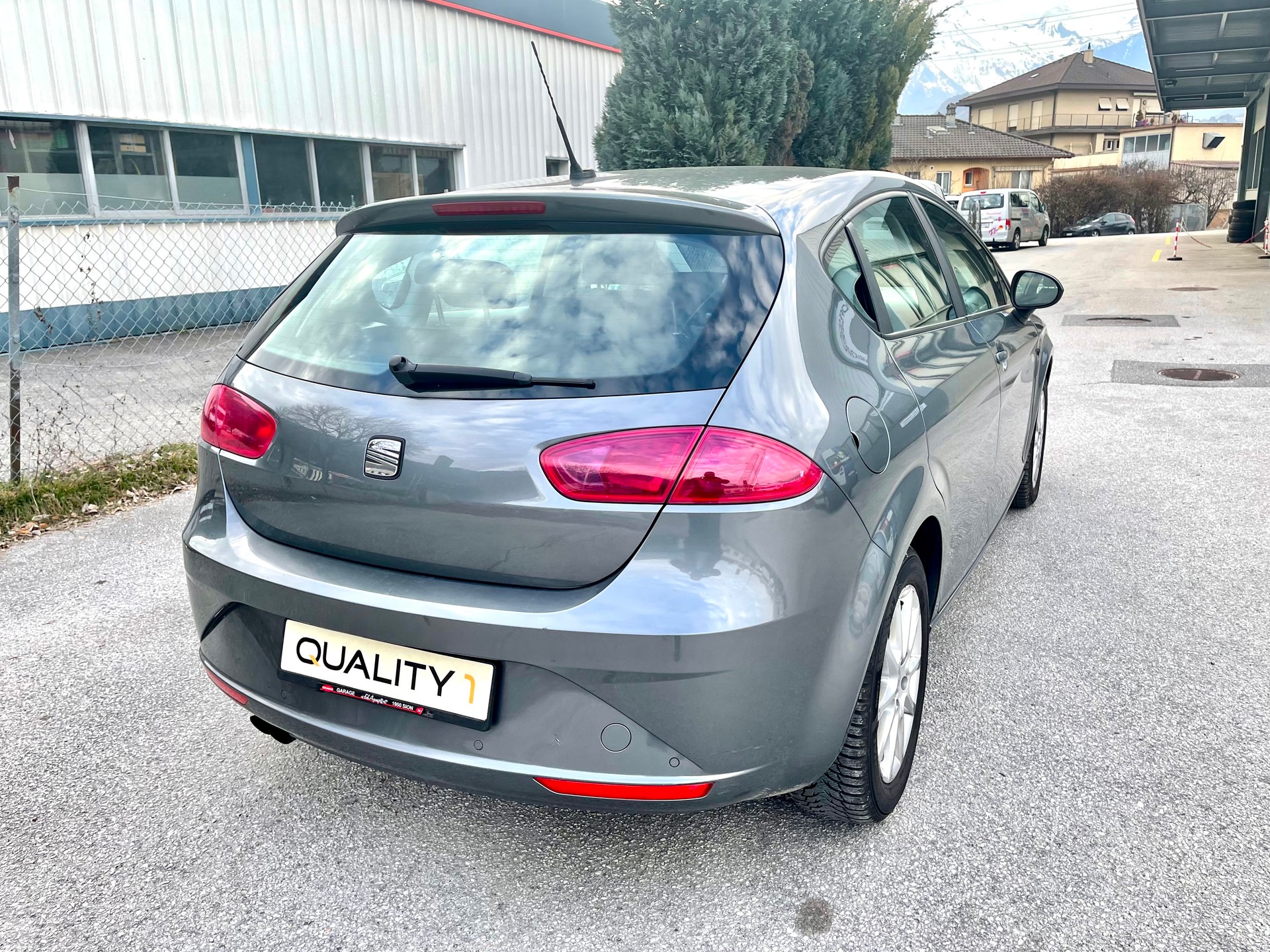 SEAT Leon 1.8 TSI Style DSG-image-25