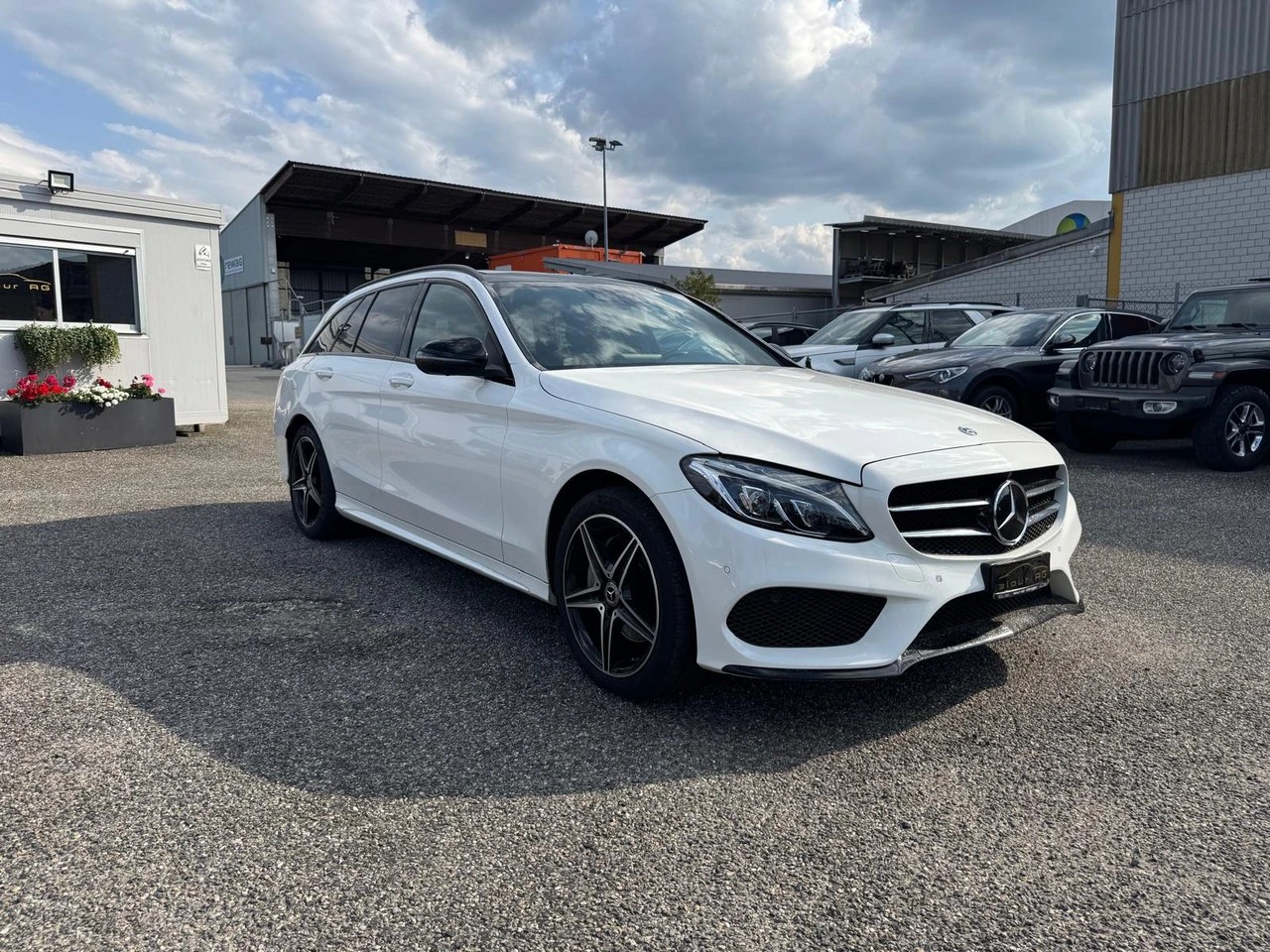 Car photo