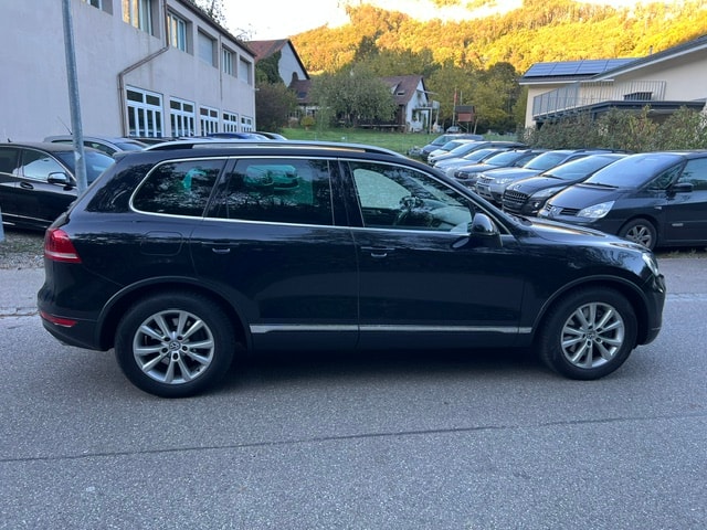 VW Touareg 4.2 TDI Tiptronic-image-5