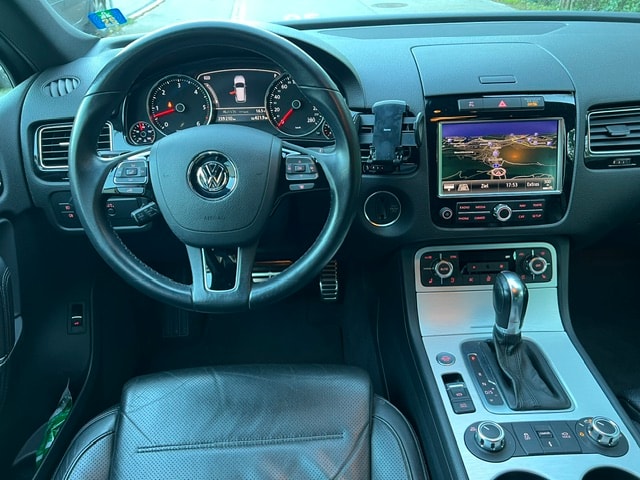 VW Touareg 4.2 TDI Tiptronic-image-15