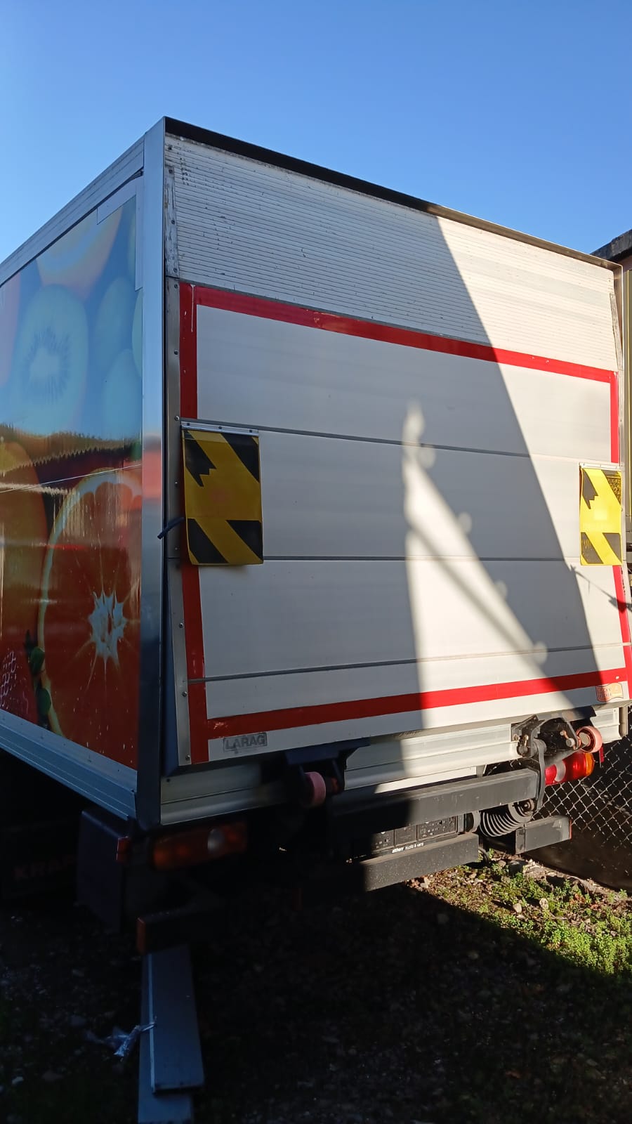 MITSUBISHI Fuso canter 7C18-image-1