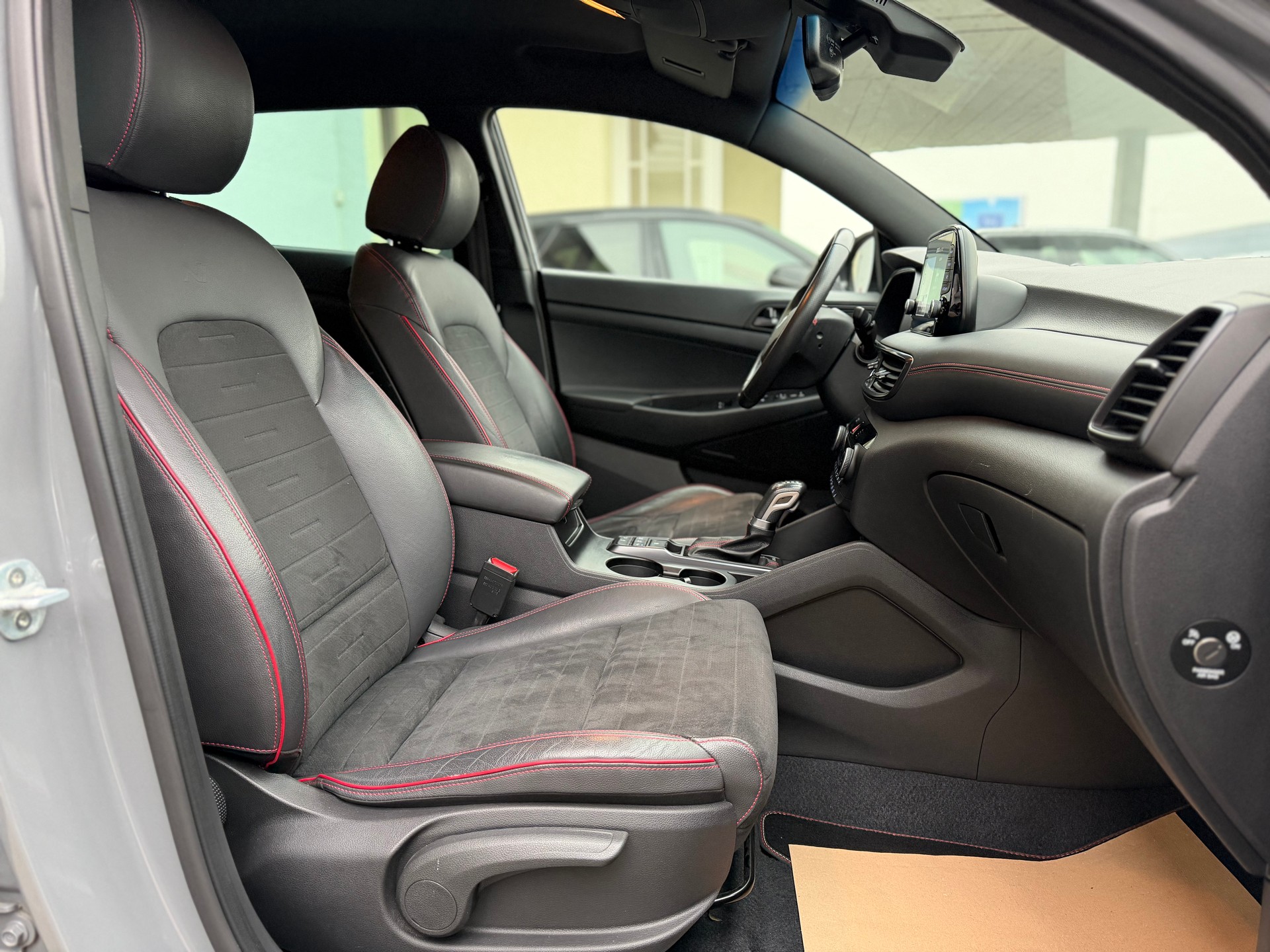 HYUNDAI Tucson 1.6 TGDI N-Line 4WD DCT-image-13