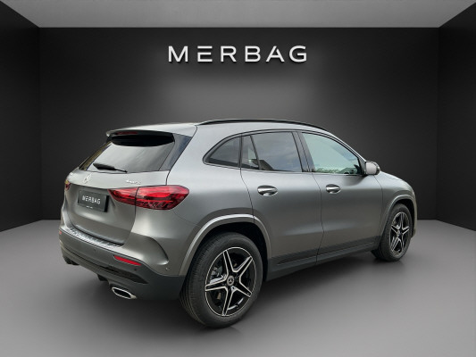 MERCEDES-BENZ GLA 220d 4M Swiss Star-image-3