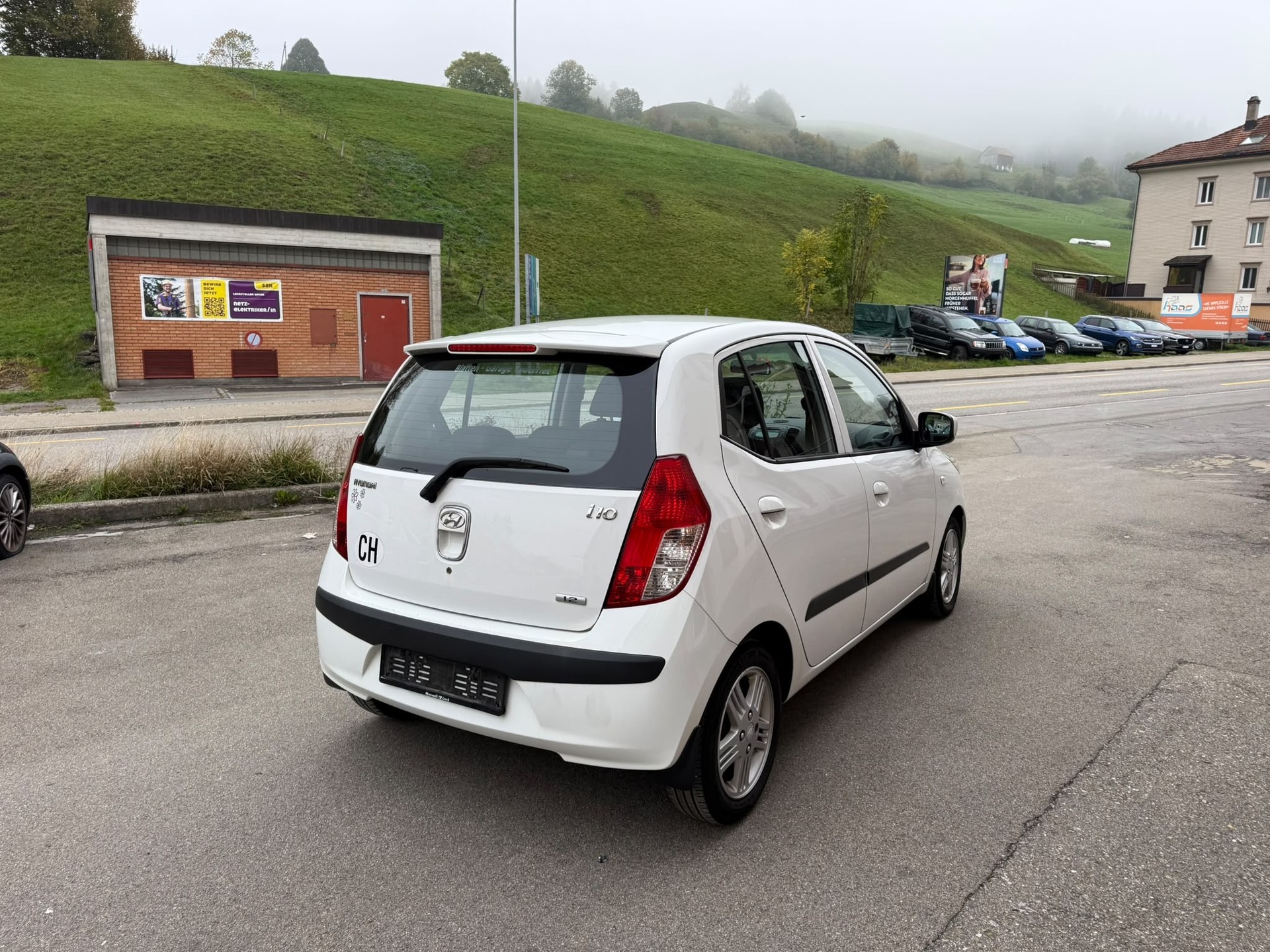 HYUNDAI i10 1.2 Style-image-2