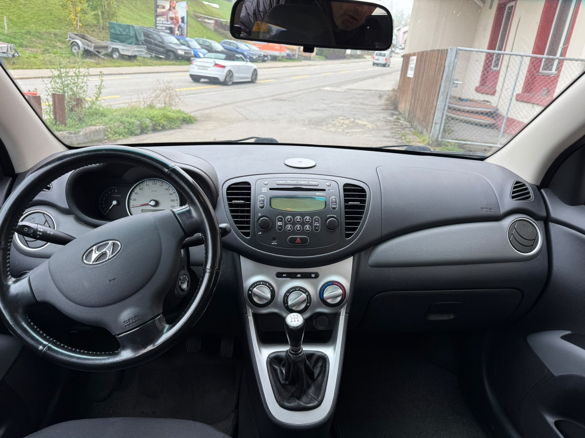 HYUNDAI i10 1.2 Style-image-8