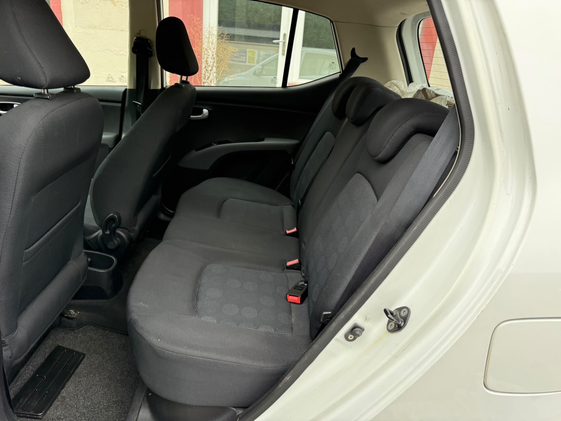 HYUNDAI i10 1.2 Style-image-7