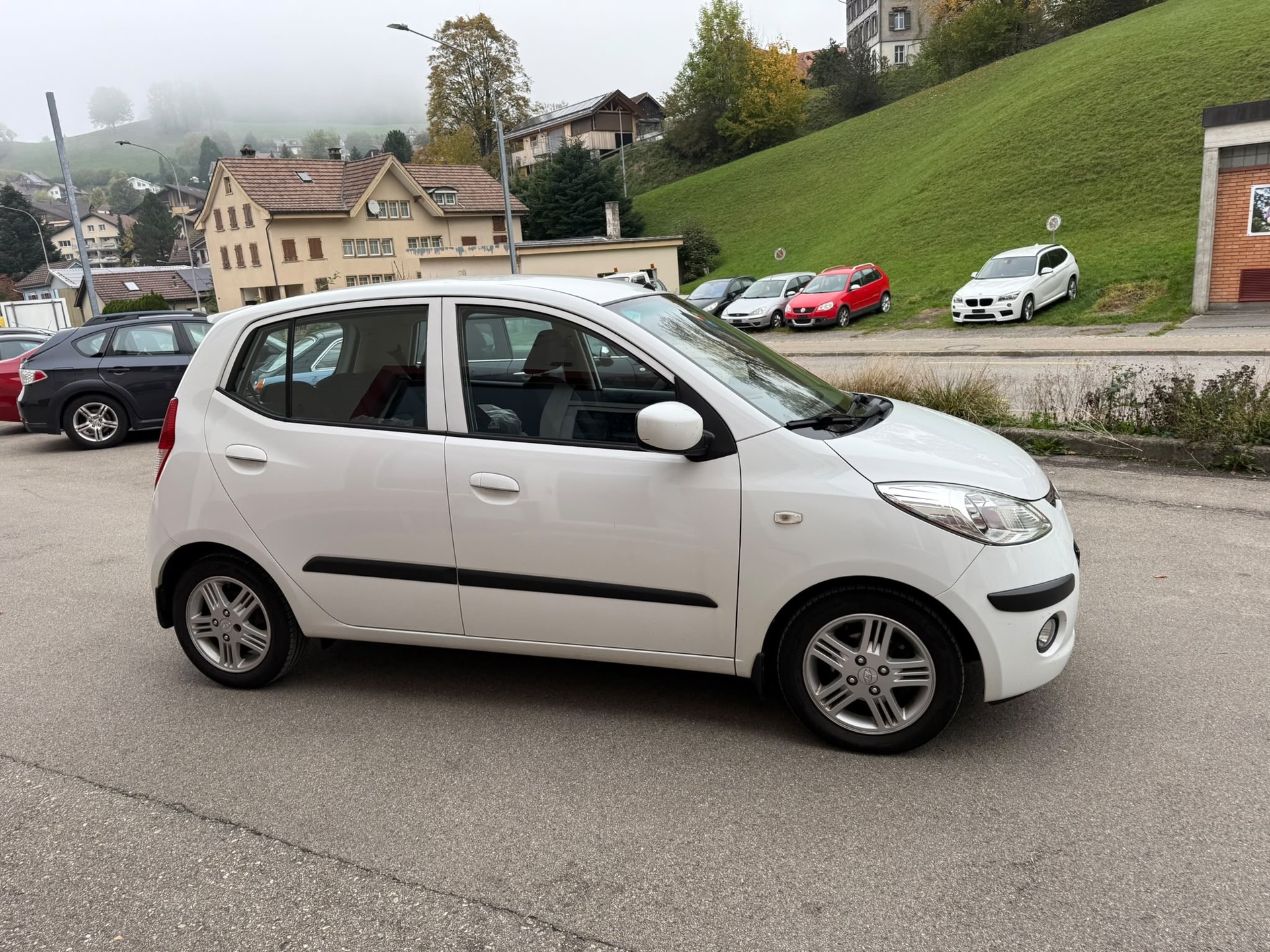 HYUNDAI i10 1.2 Style-image-4