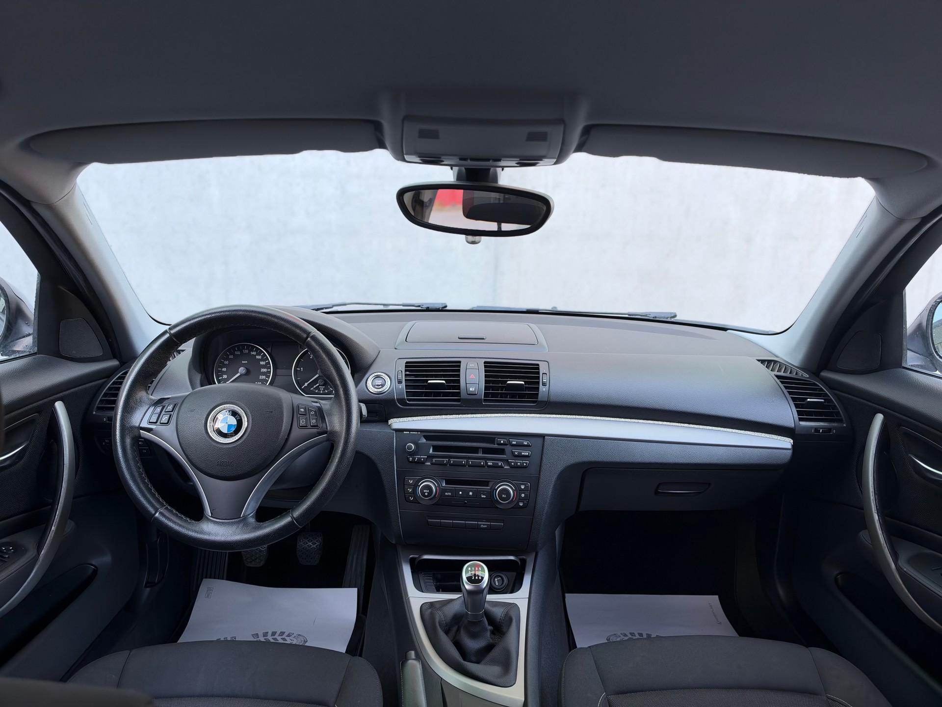BMW 116d-image-10