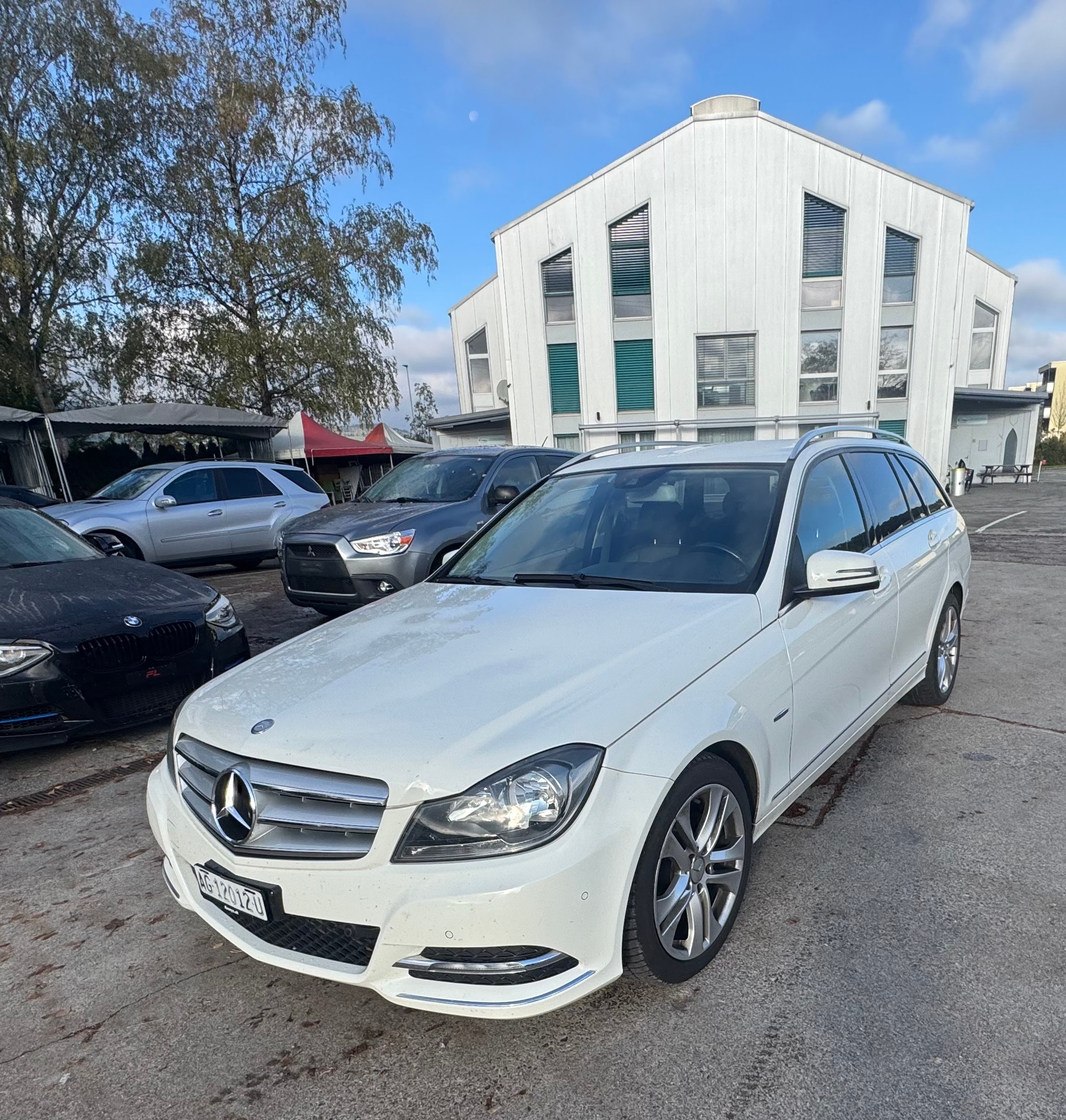 Car photo