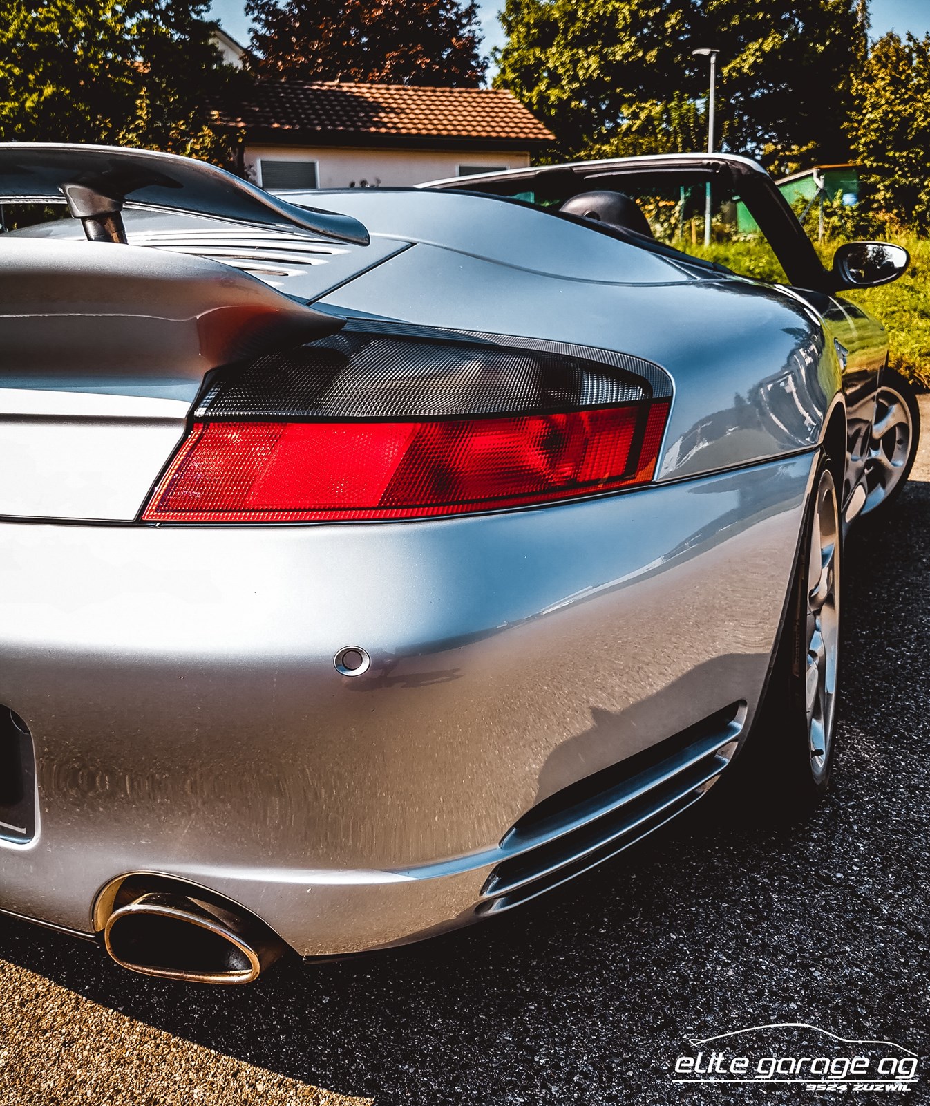 PORSCHE 911 Turbo Cabrio-image-9