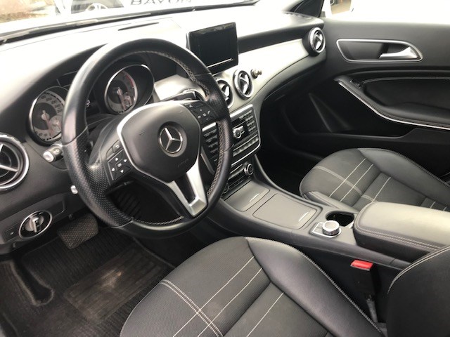 MERCEDES-BENZ GLA 220 CDI Urban 7G-DCT-image-7
