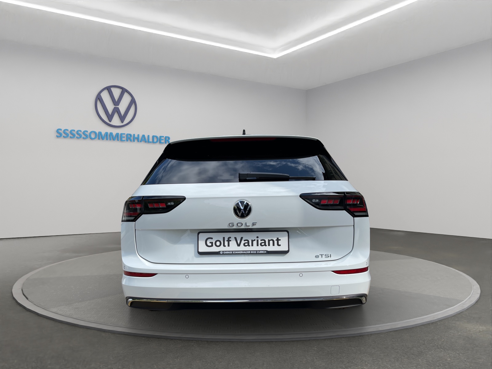 VW Golf Variant 1.5 eTSI mHEV Style-image-3