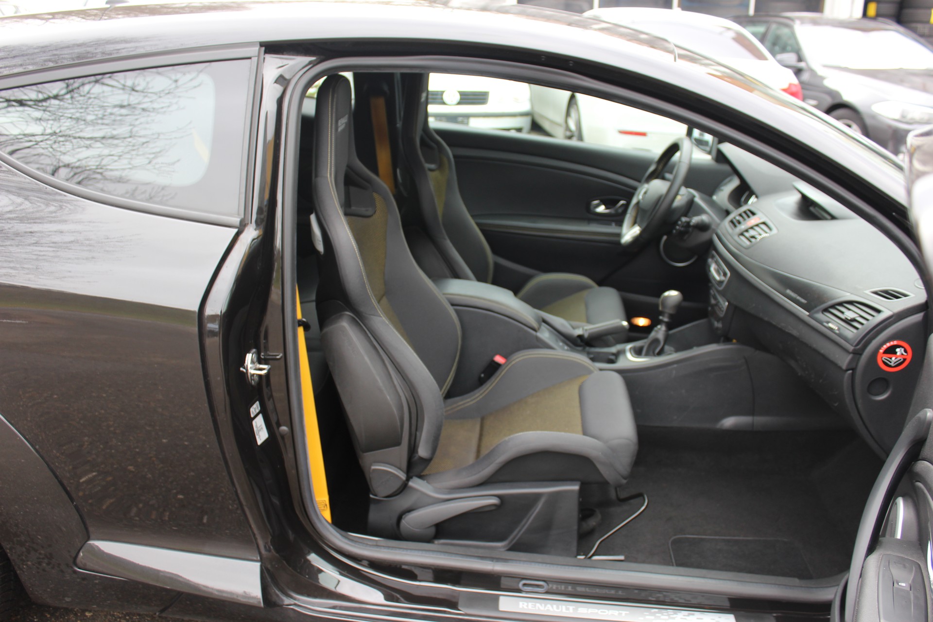 RENAULT Mégane Coupé 2.0 16V Turbo RS-image-10