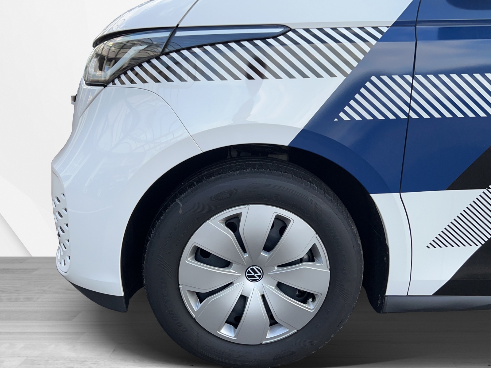 VW ID. Buzz Cargo-image-8