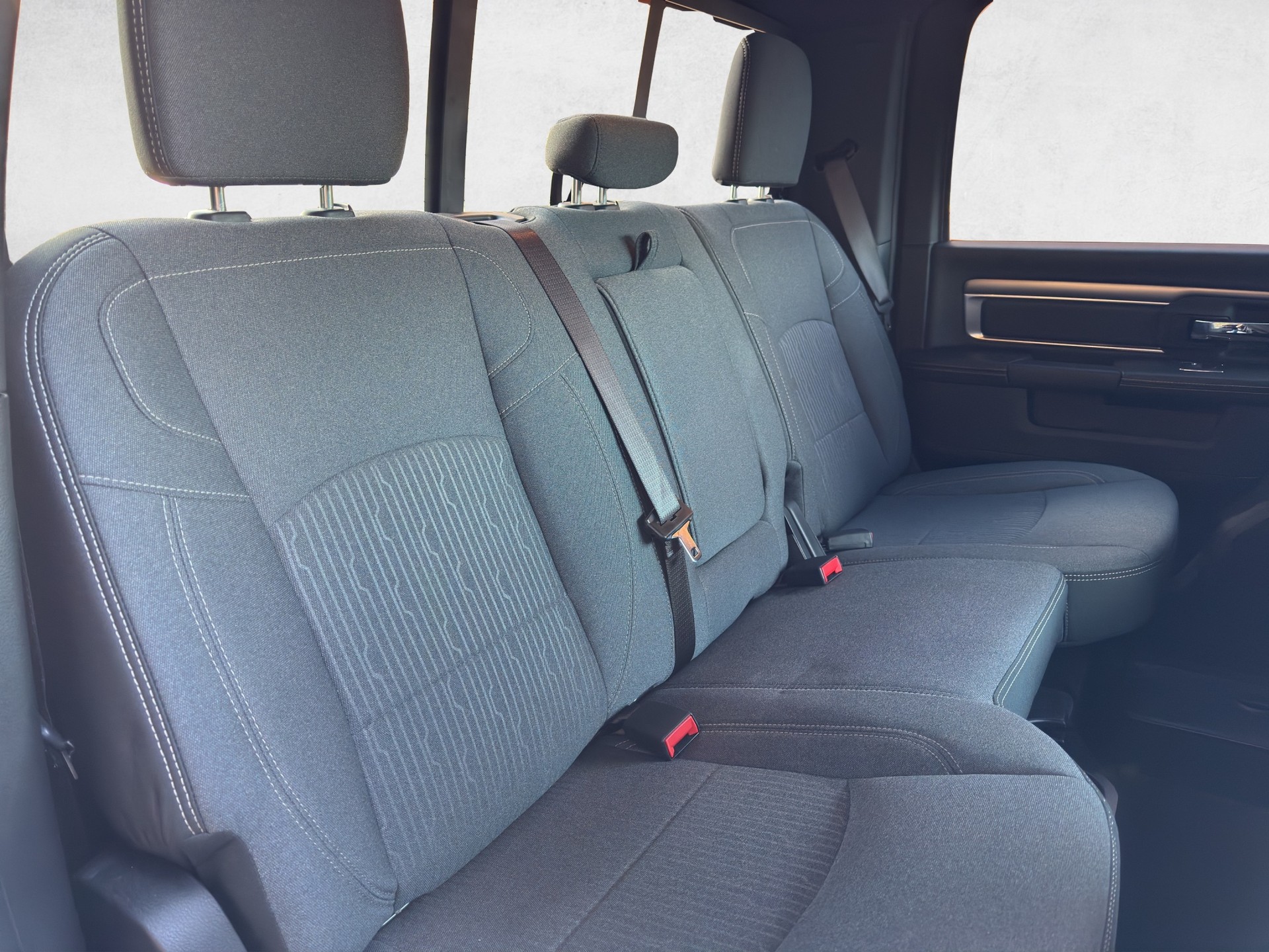 DODGE 5.7 HEMI 1500 Crew Cab Warlock 4x4-image-14