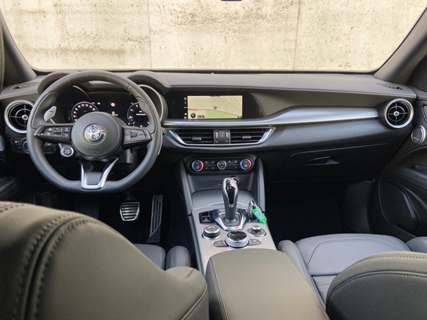 ALFA ROMEO Stelvio 2.0 Veloce Pack Premium Sky Tow Hook Q4 AT8-image-6
