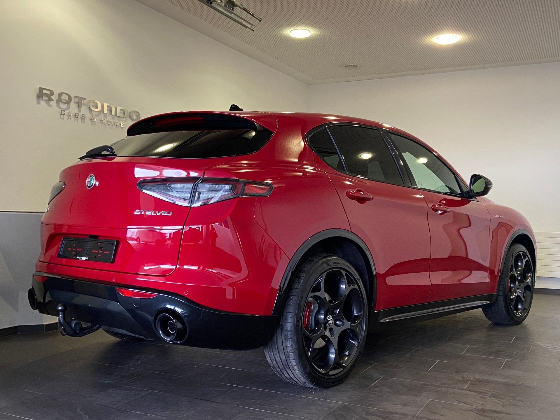 ALFA ROMEO Stelvio 2.0 Veloce Pack Premium Sky Tow Hook Q4 AT8-image-2