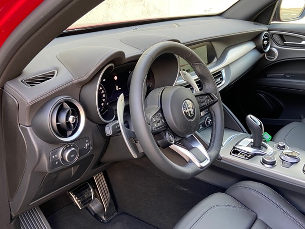 ALFA ROMEO Stelvio 2.0 Veloce Pack Premium Sky Tow Hook Q4 AT8-image-7