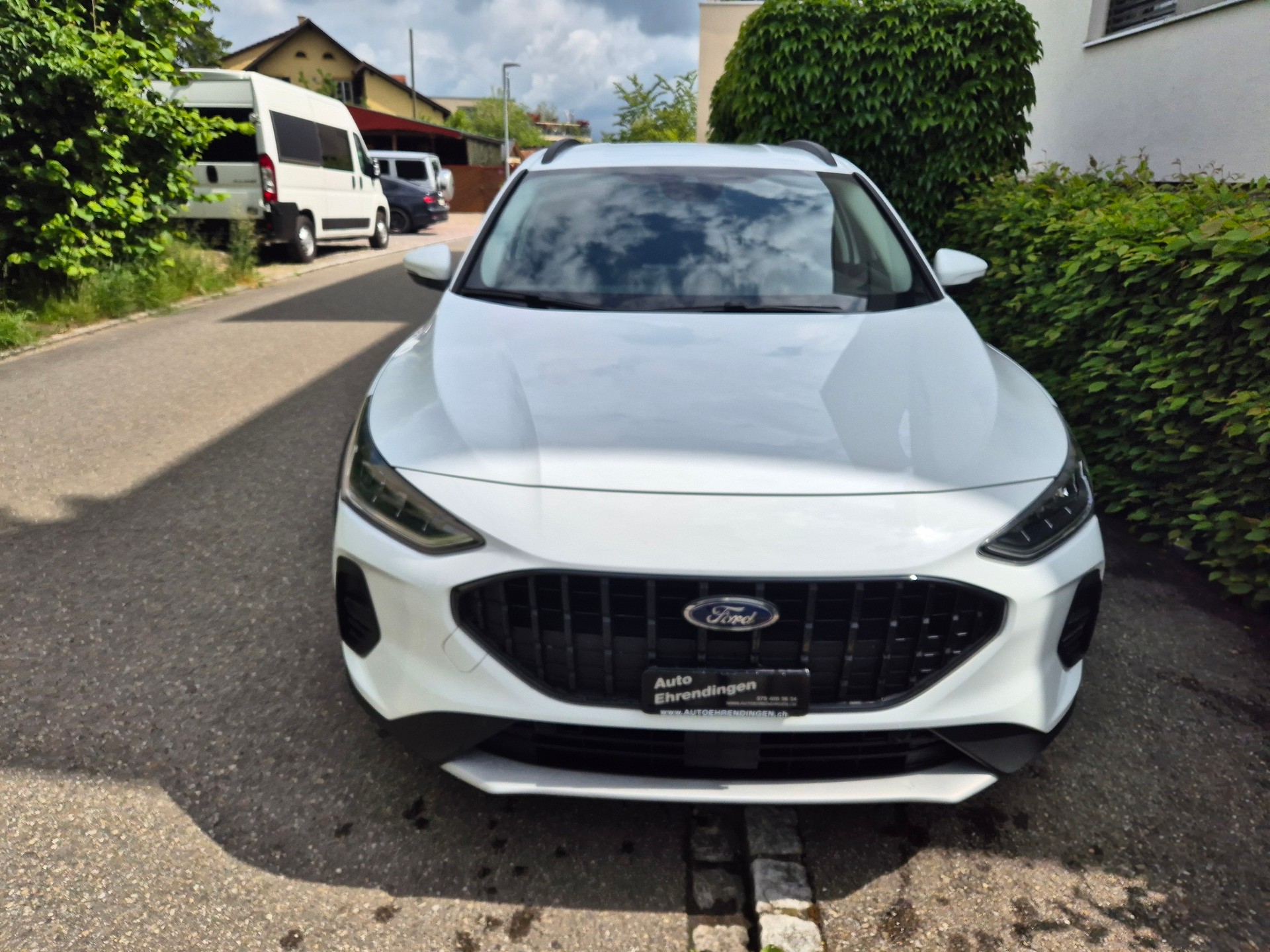 FORD Focus 1.0 MHEV Active X Automatic-showroom-element-1