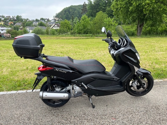 YAMAHA X-MaxYP 250 R-image-2