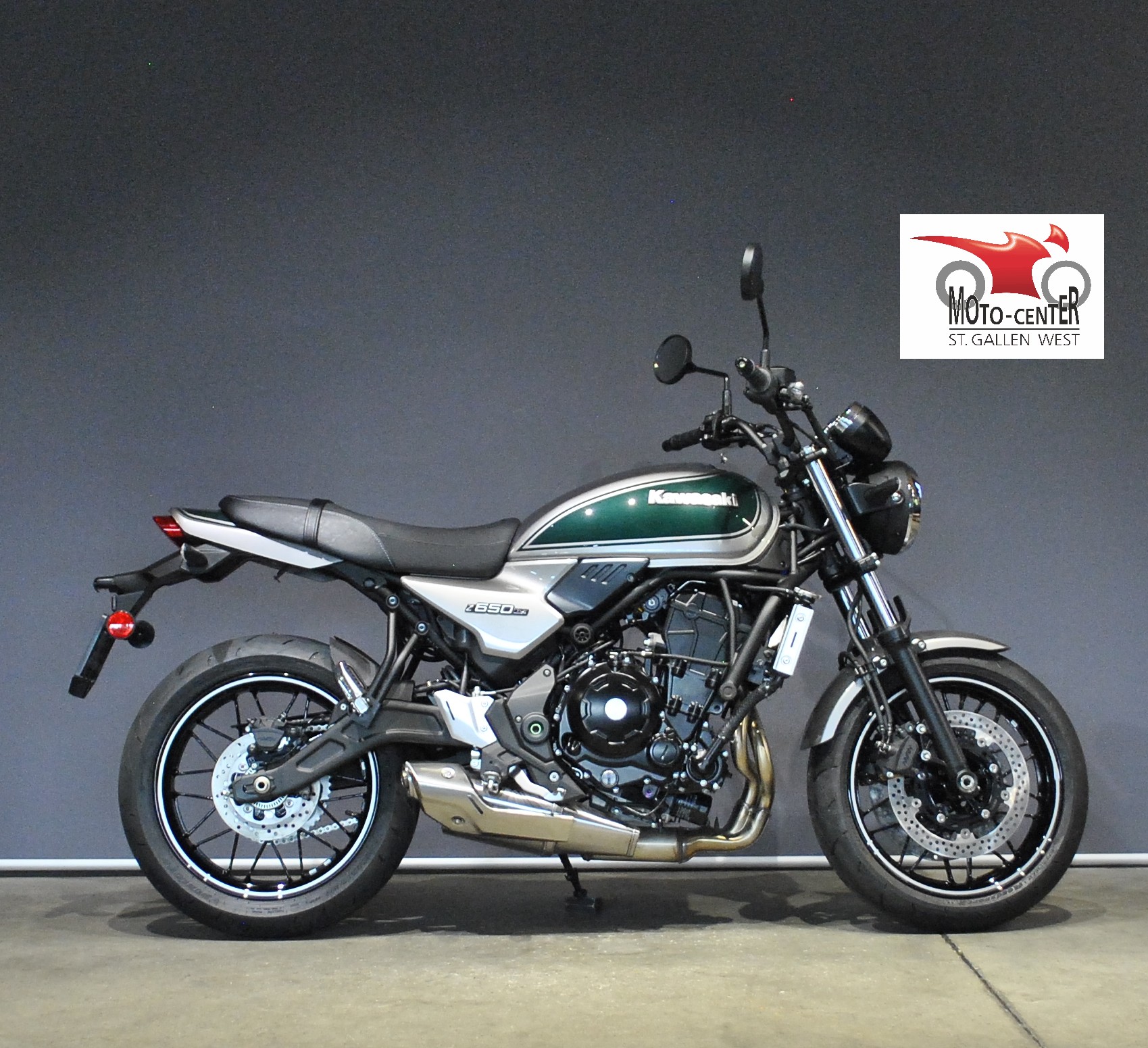 KAWASAKI Z 650 RS-showroom-element-1