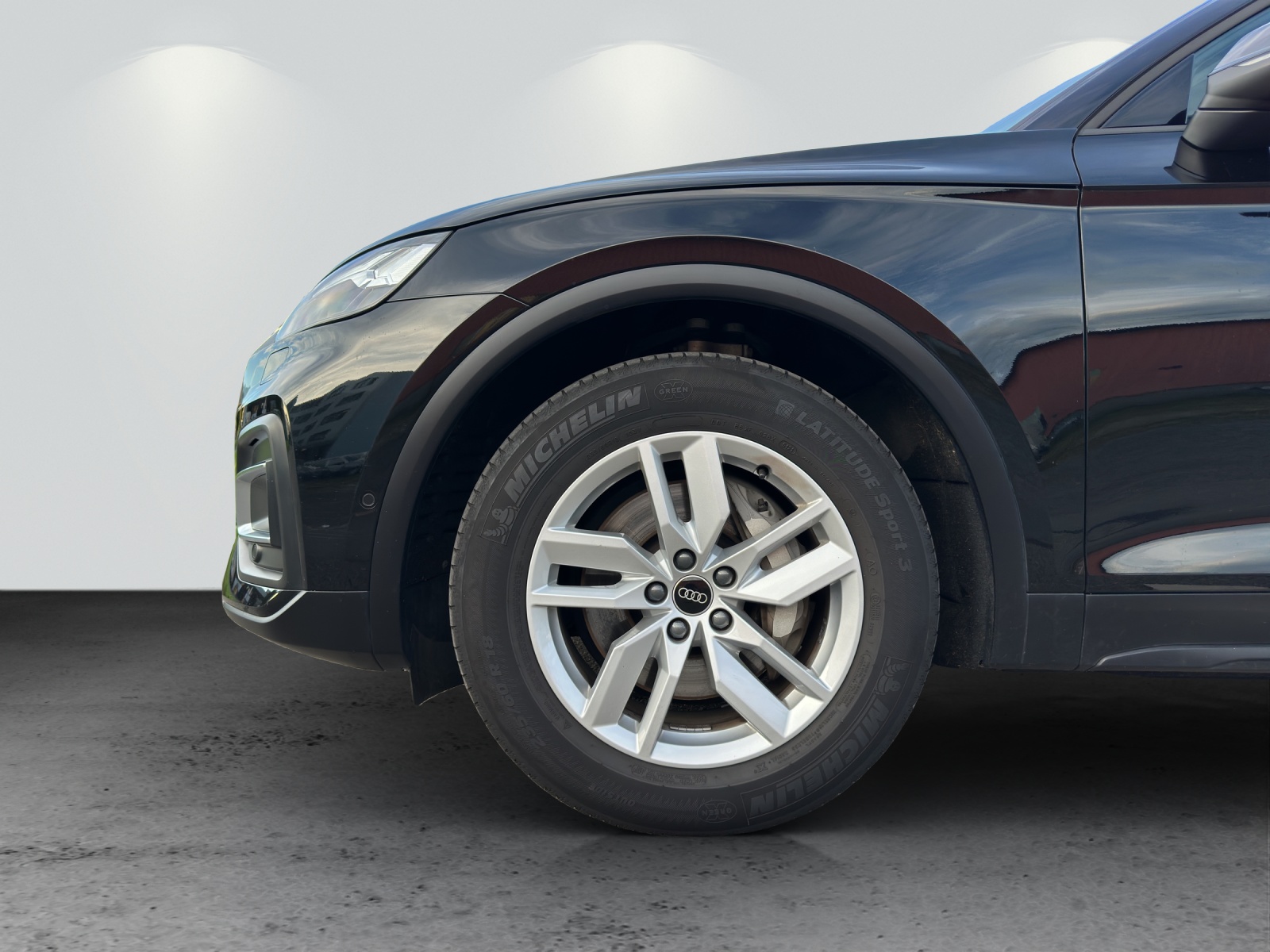 AUDI Q5 50 TFSI e PHEV quattro S-tronic-image-10