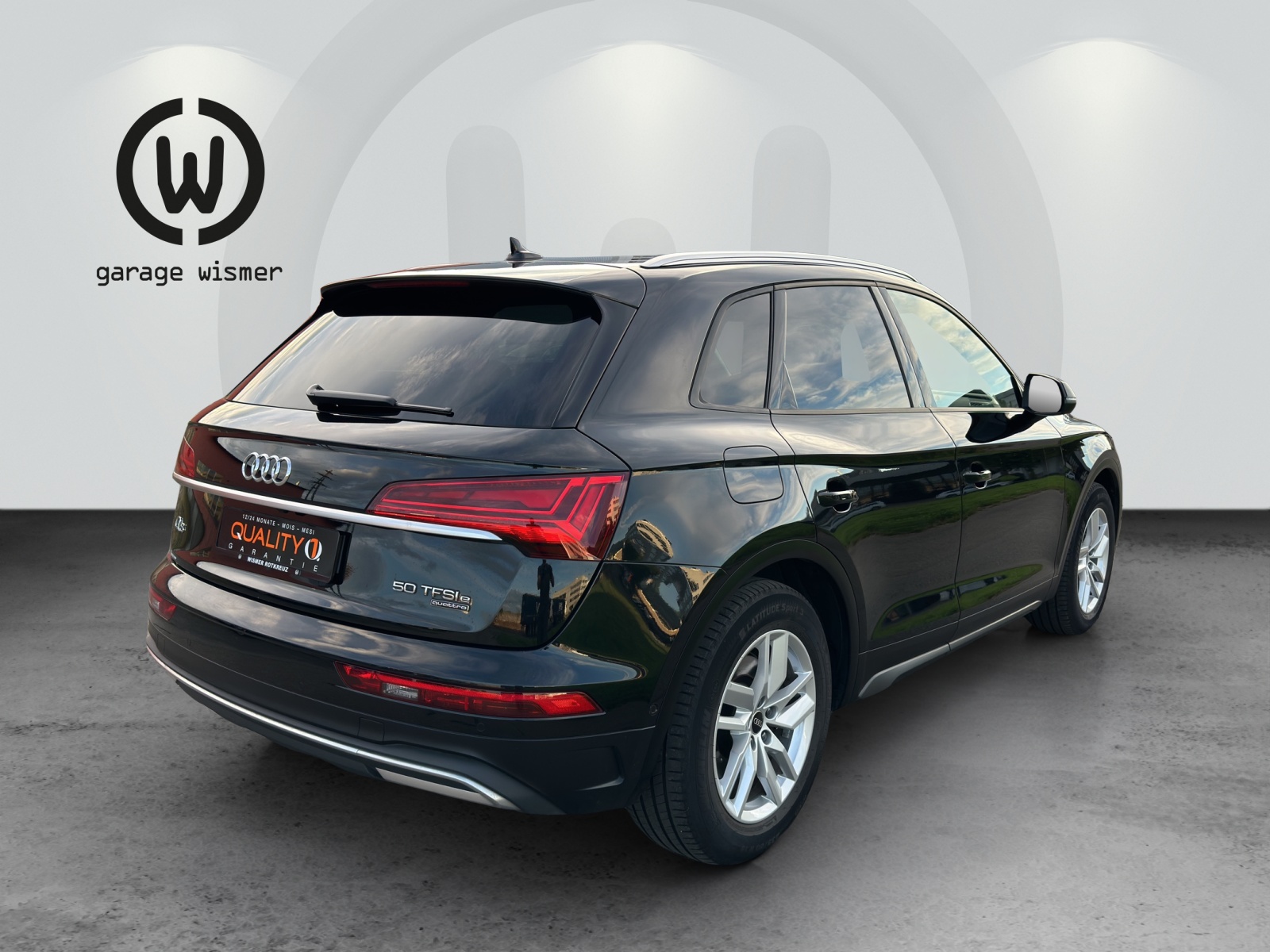 AUDI Q5 50 TFSI e PHEV quattro S-tronic-image-3