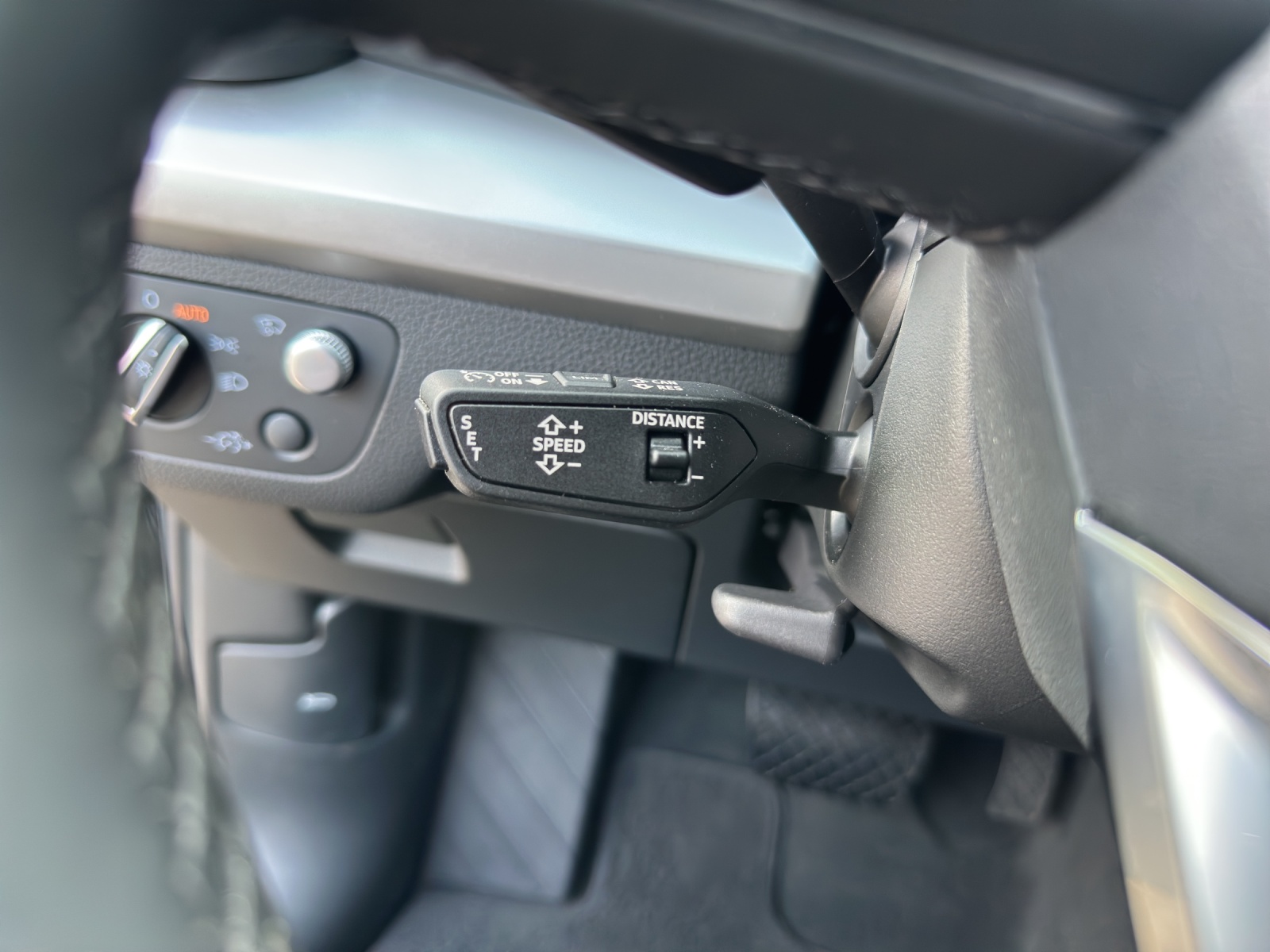 AUDI Q5 50 TFSI e PHEV quattro S-tronic-image-13