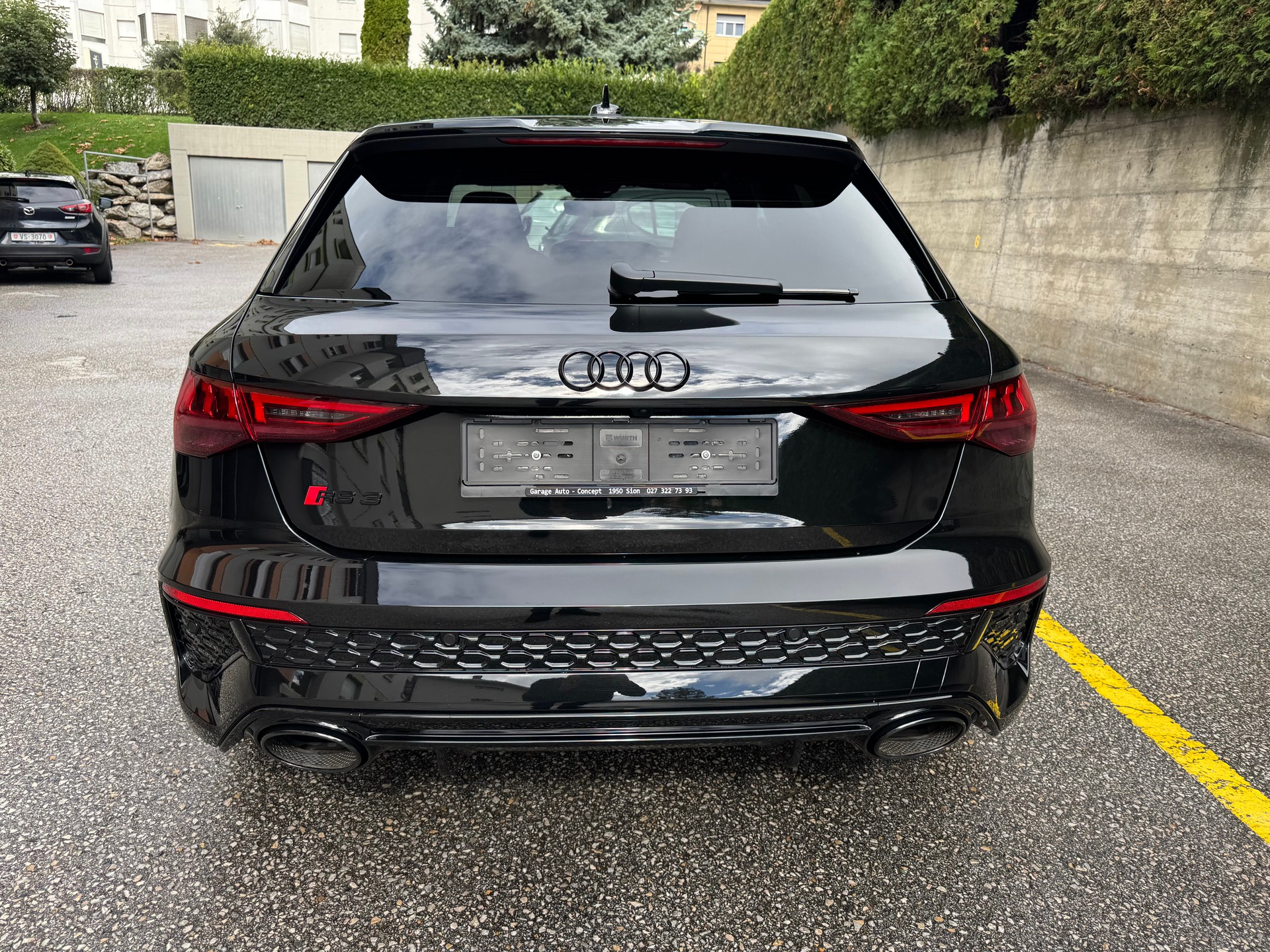 AUDI RS3 Sportback 2.5 TSI quattro S-tronic-image-4