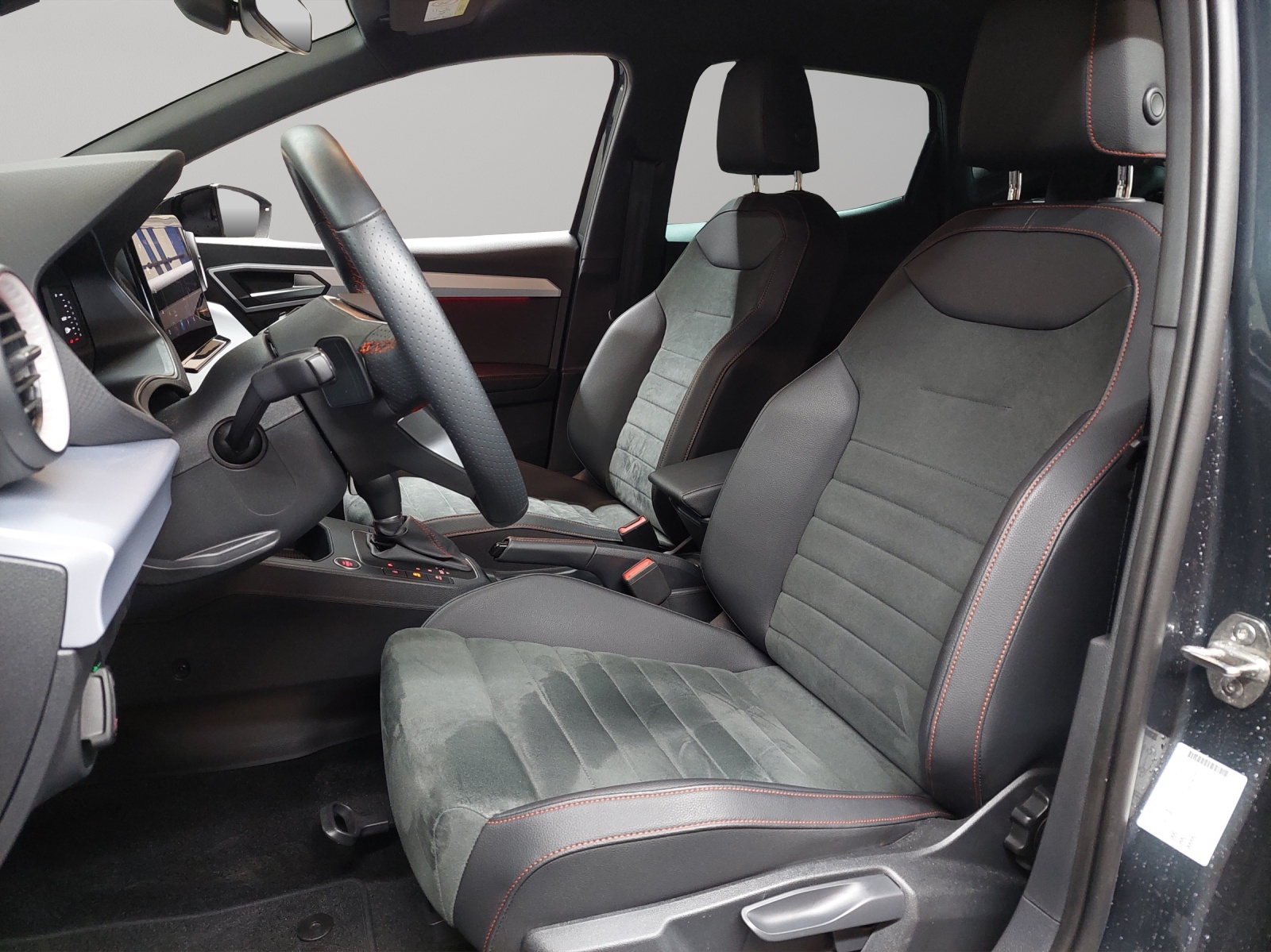 SEAT Ibiza 1.0 EcoTSI FR DSG-image-5