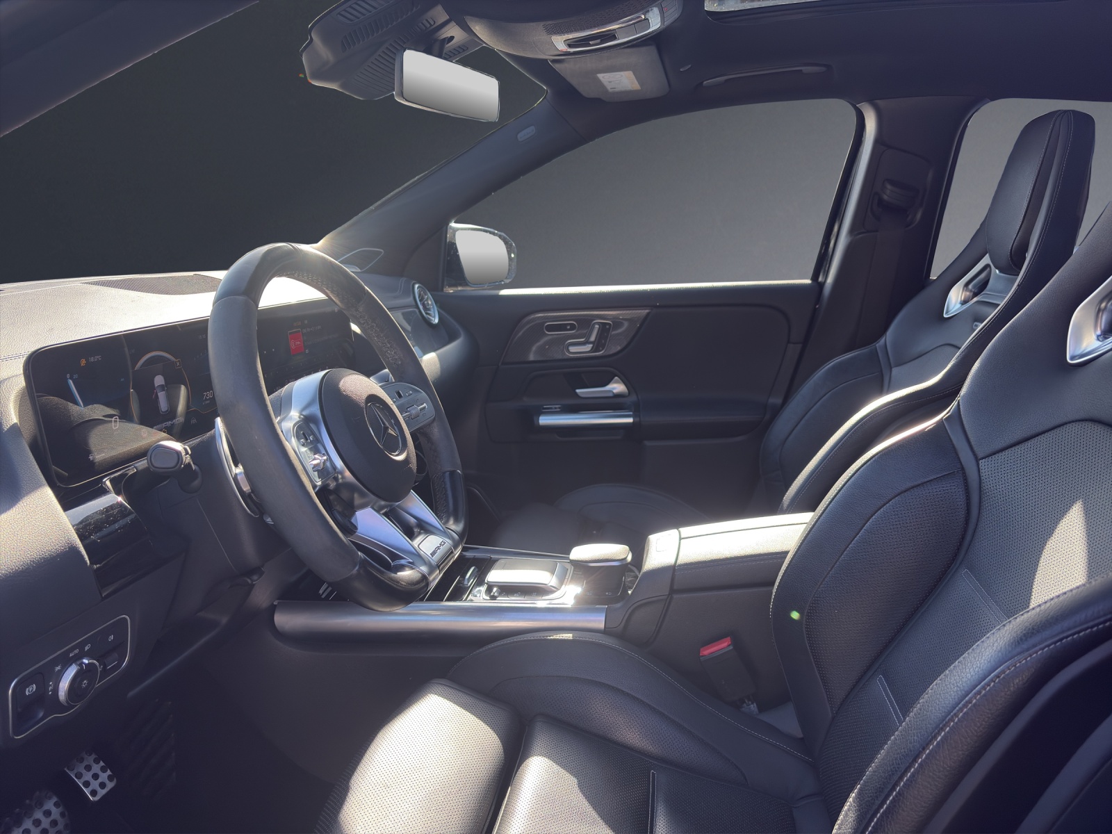 Image MERCEDES-BENZ GLA-45-AMG GLA 45 S AMG 4Matic+
