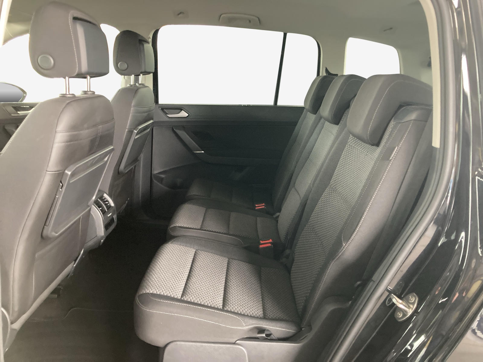 VW Touran 1.5 TSI EVO Comfortline United DSG-image-11