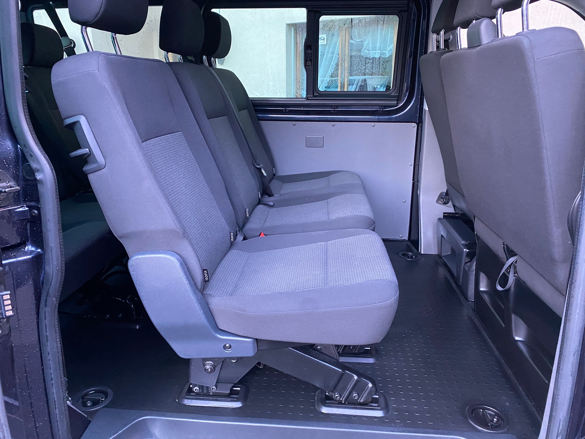 VW T6.1 2.0 TDI DSG-image-5