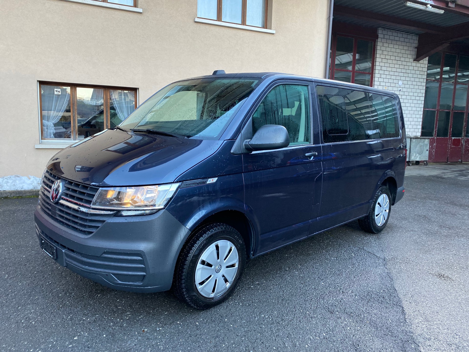 VW T6.1 2.0 TDI DSG-image-11