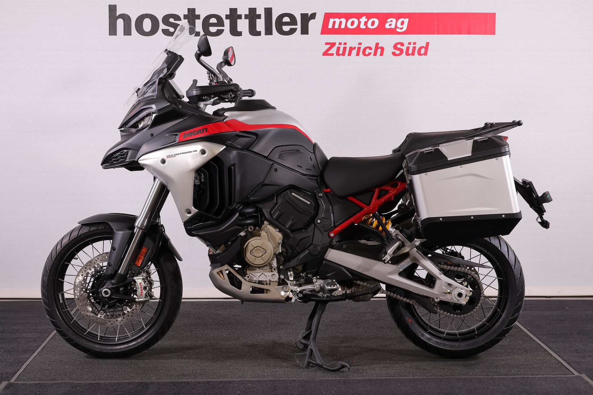 DUCATI Multistrada V4 Rally Travel & Radar
