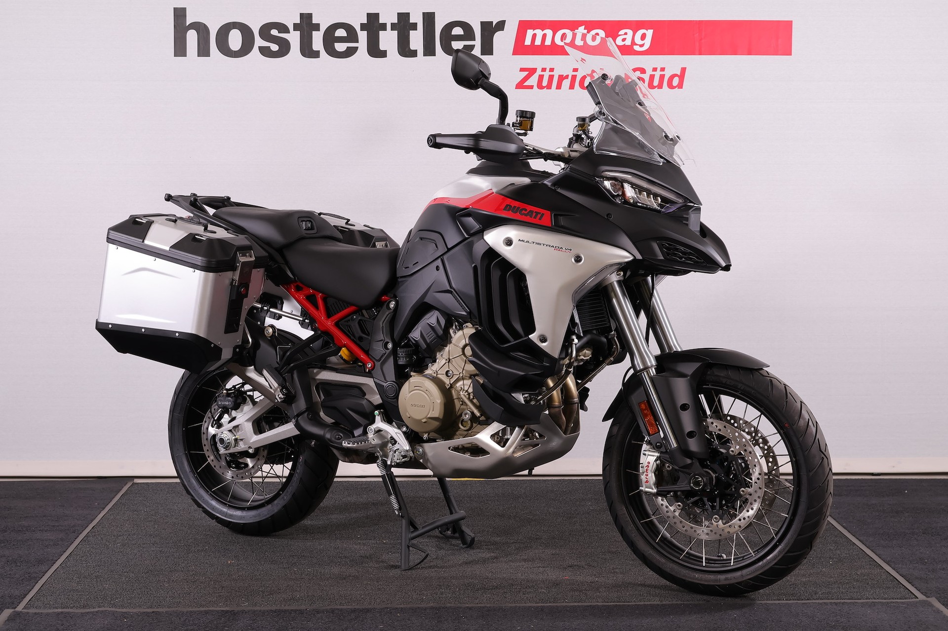 DUCATI Multistrada V4 Rally Travel & Radar-showroom-element-2