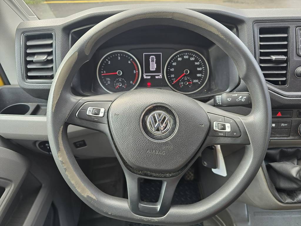 VW Crafter 35 2.0 TDI L4 4Motion-image-11