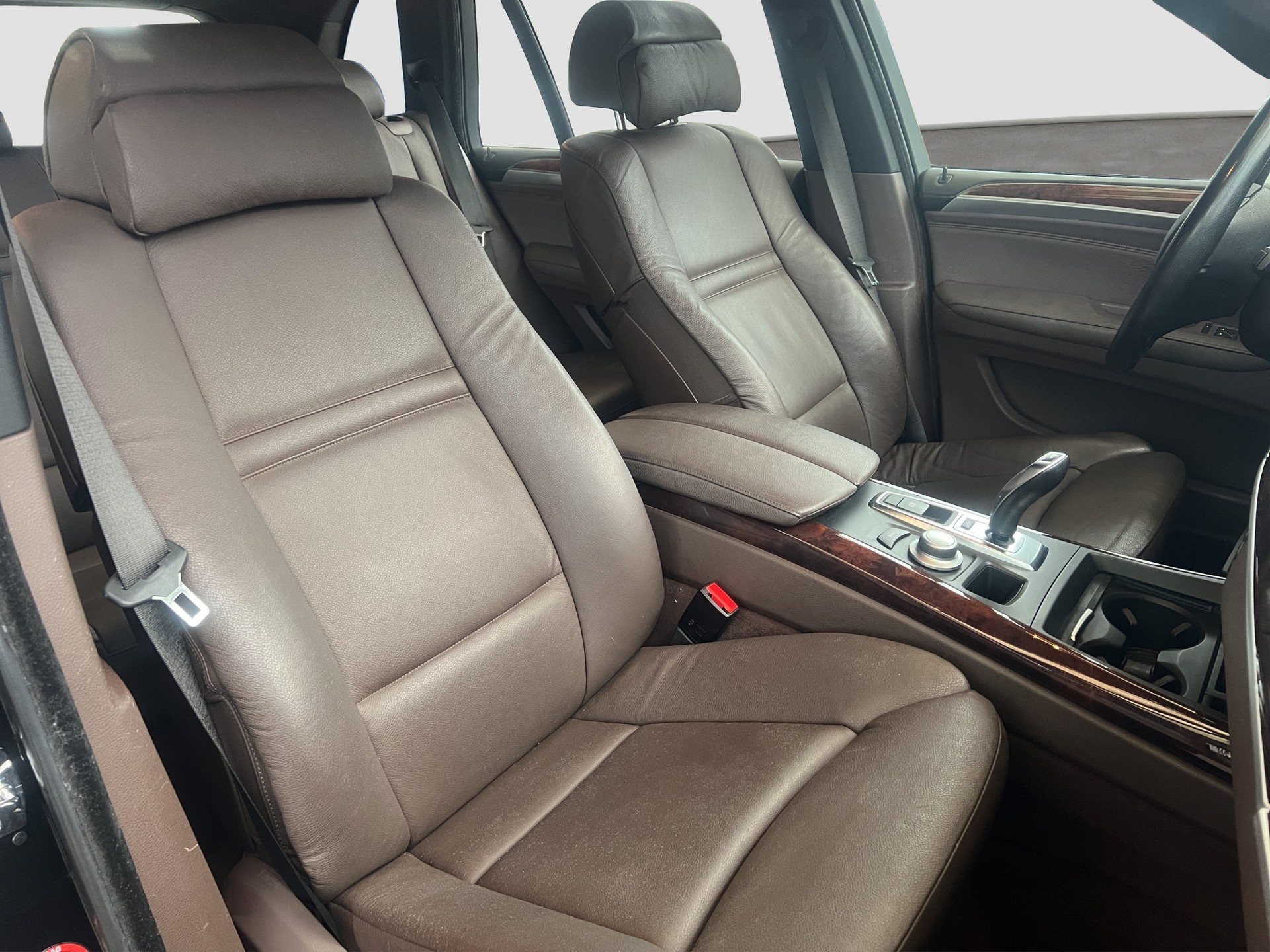 BMW X5 xDrive 48i (4.8i) Steptronic-image-13