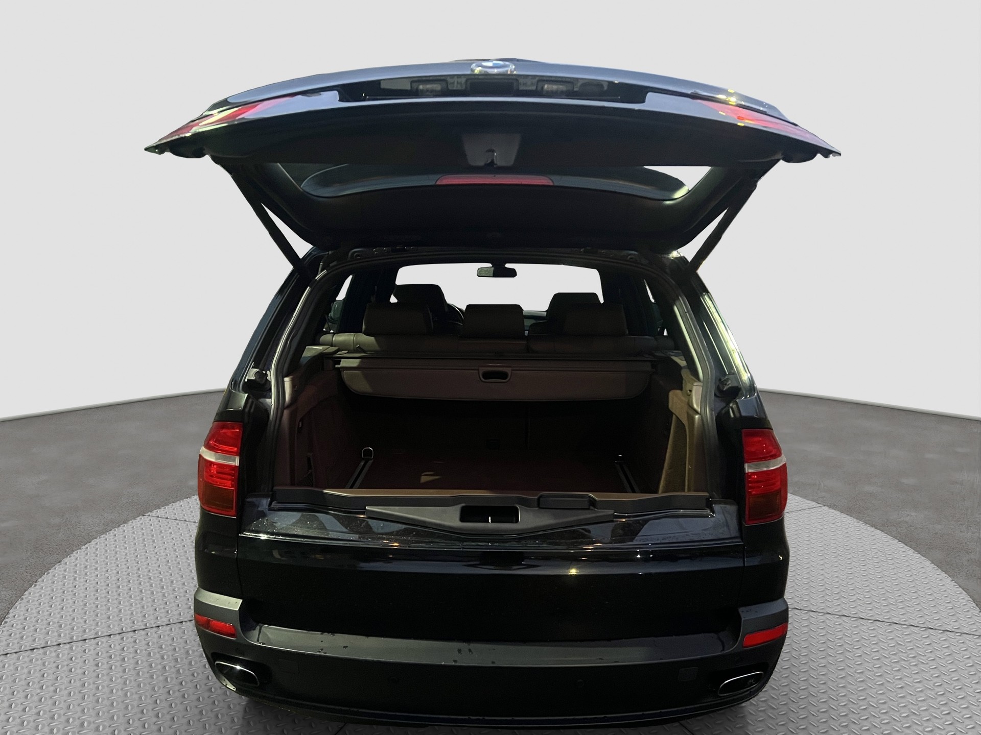 BMW X5 xDrive 48i (4.8i) Steptronic-image-15
