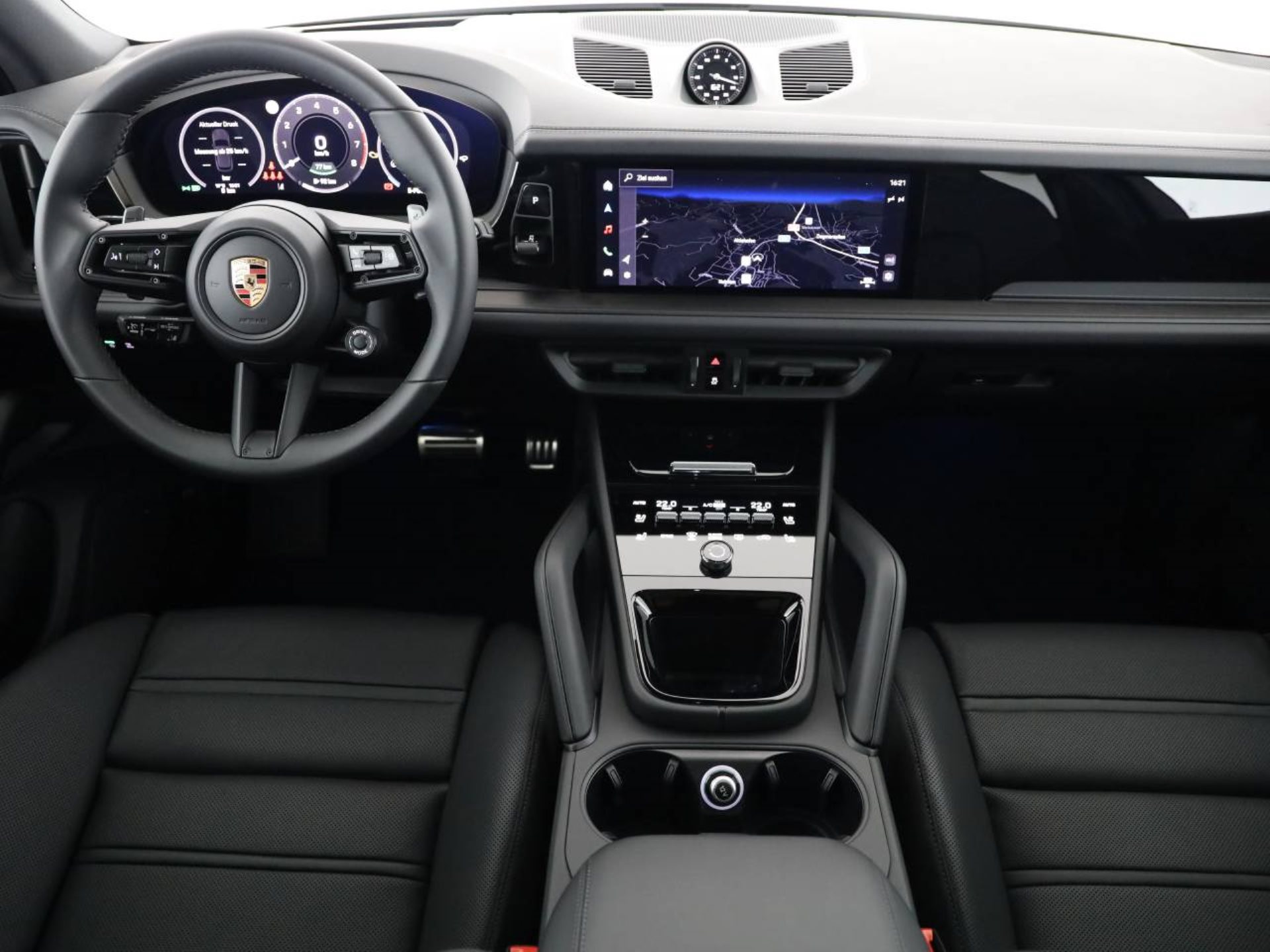 PORSCHE Cayenne S E-Hybrid Black Edition-image-4