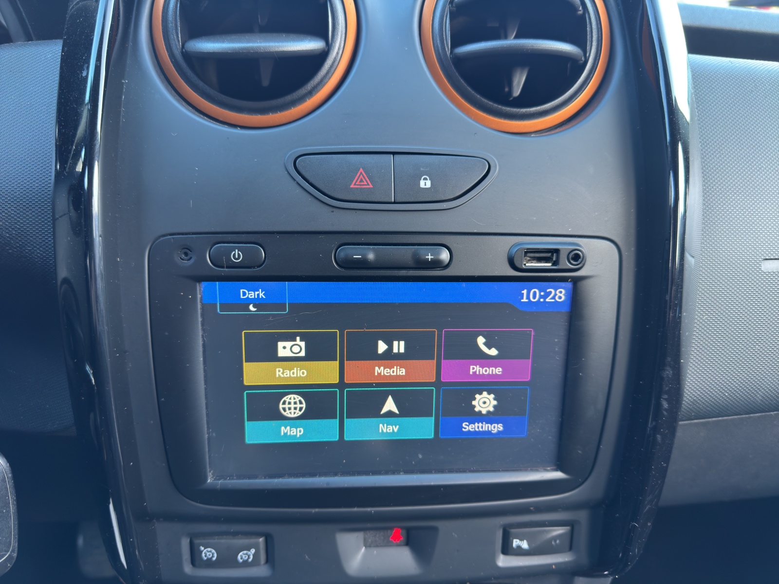 DACIA Duster 1.2 T Unlimited 4x4-image-9