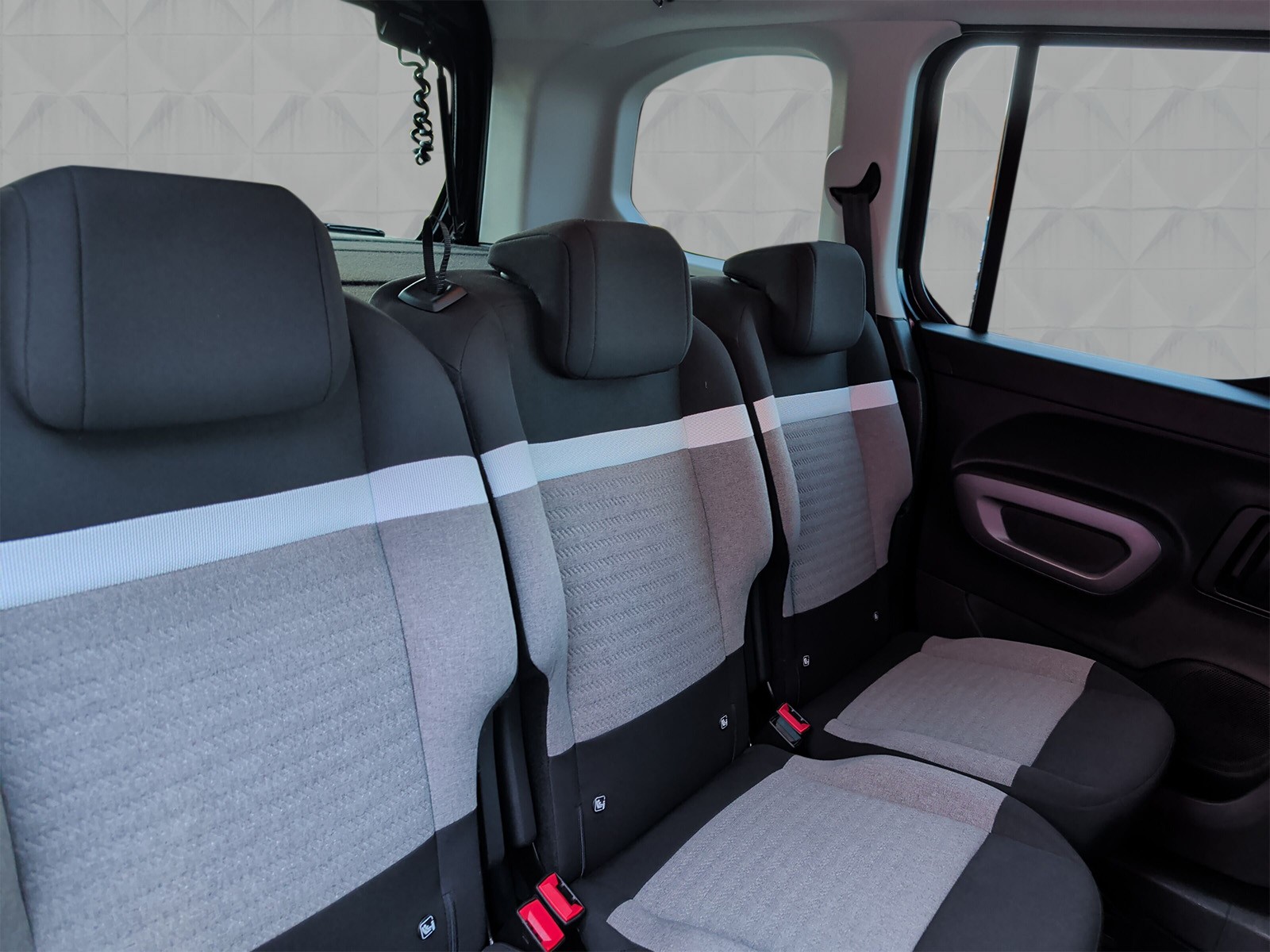 CITROEN Berlingo 1.5 BlueHDi Max EAT8-image-11
