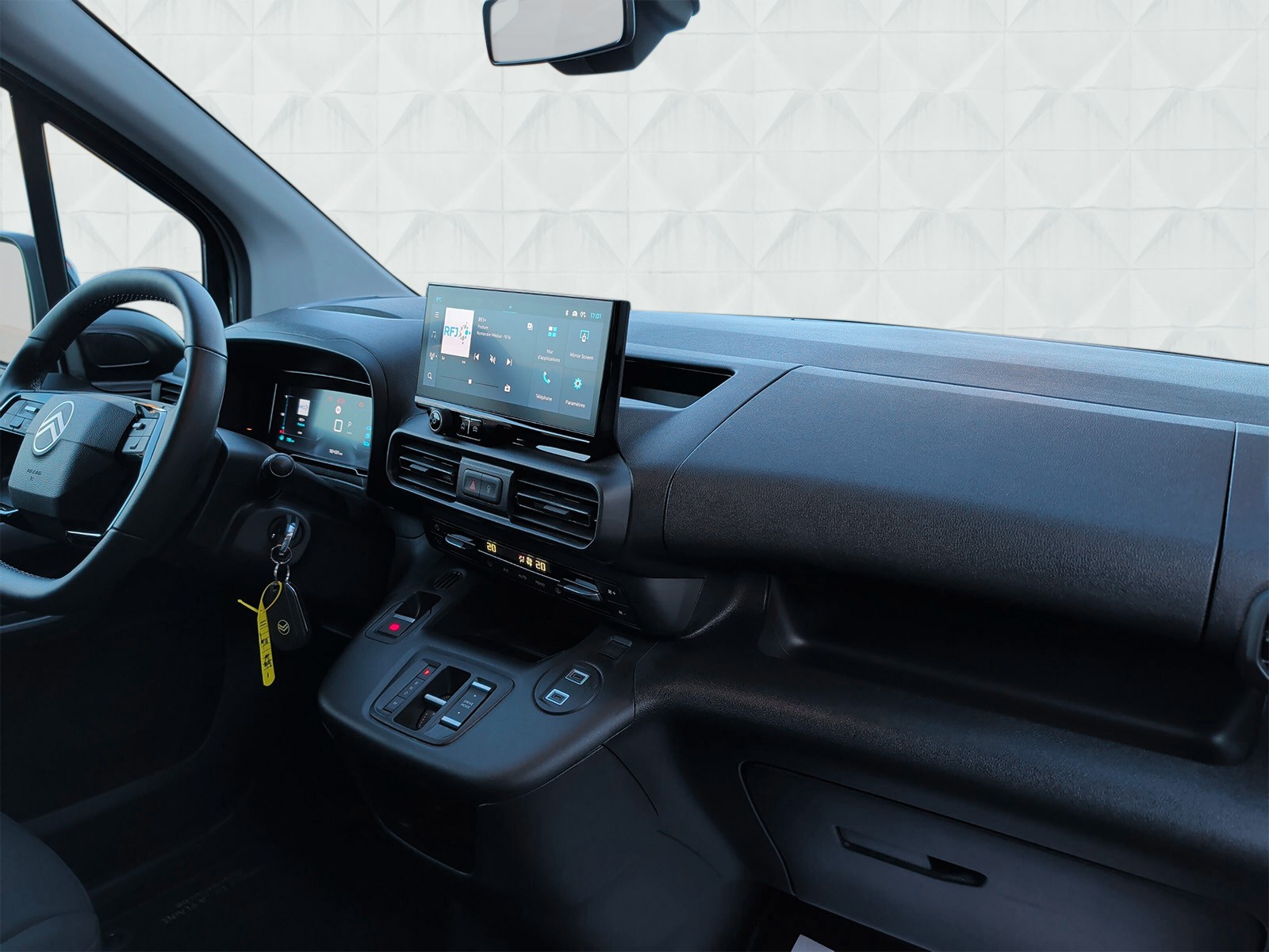 CITROEN Berlingo 1.5 BlueHDi Max EAT8-image-10
