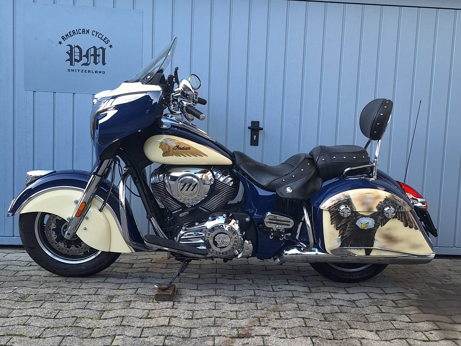 INDIAN Chieftain-image-1