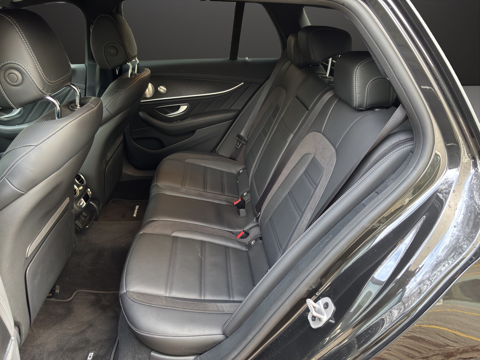 MERCEDES-BENZ AMG E 53 T 4Matic+ Speedshift 9G-TCT-image-14