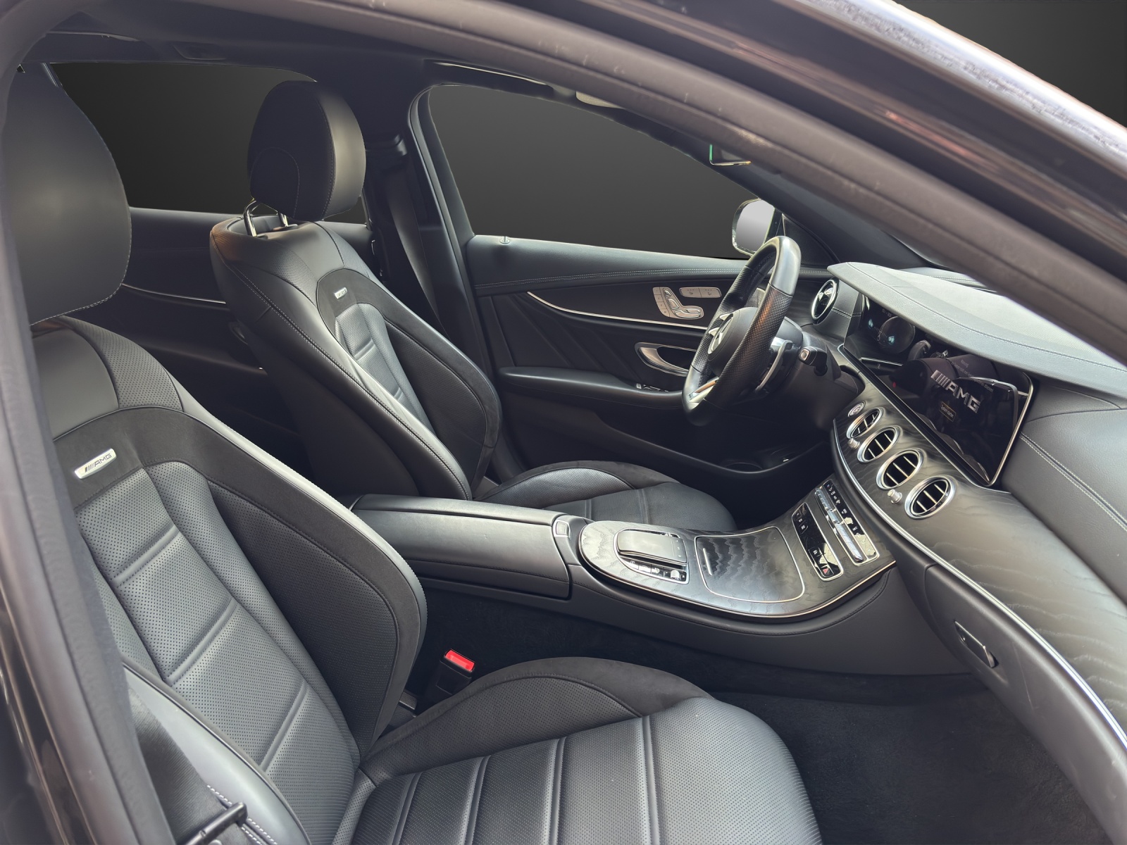 MERCEDES-BENZ AMG E 53 T 4Matic+ Speedshift 9G-TCT-image-11